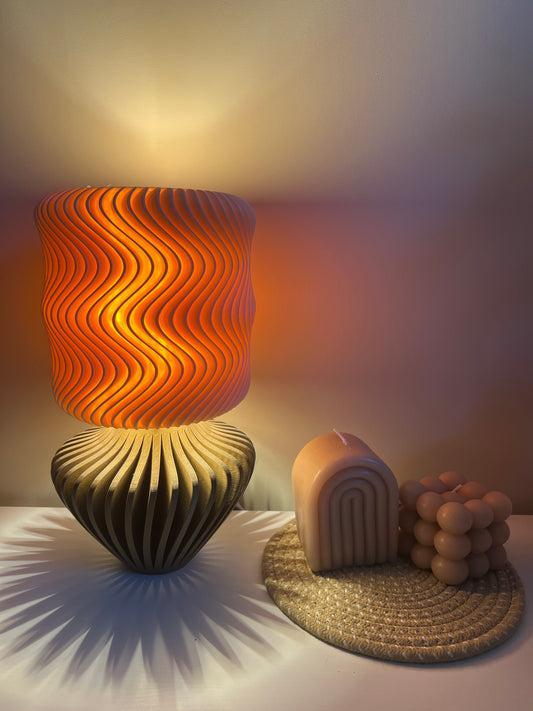 Moderna Viļņlampa ar LED Spuldzi